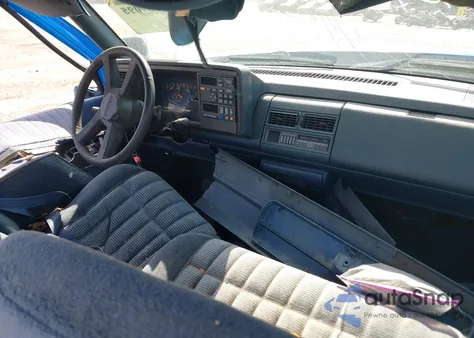 1993 Chevrolet Gmt-400 K1500 from USA, damaged, VIN 1GCEK14K2PZ241470